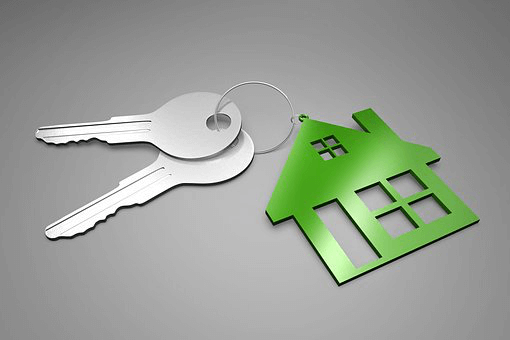 Hiring a Property Manager vs. Self-Managing: What’s Better?