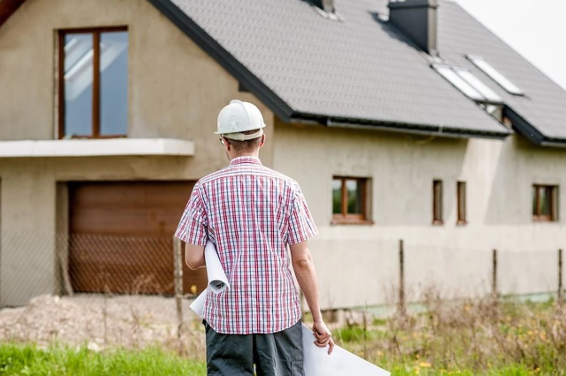 Creating a Home Renovation Plan Before You Move In