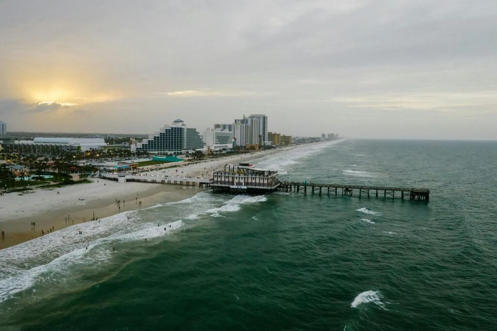 Moving Day Must-Haves for Settling into Your New Coastal Home