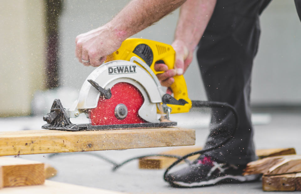 7 TIPS FOR CHOOSING THE BEST CONSTRUCTION CONTRACTOR