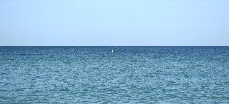Coastal view of the horizon